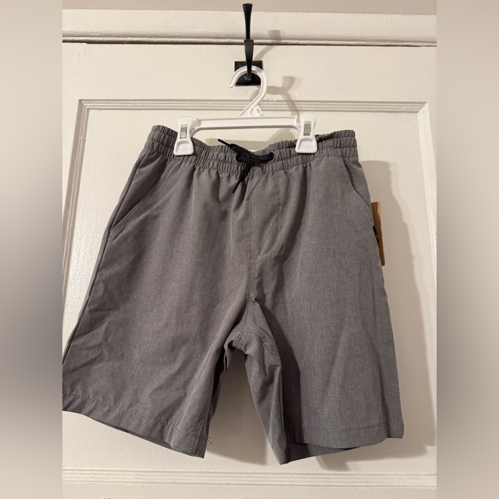 Quicksilver Boy shorts sz small nwt
